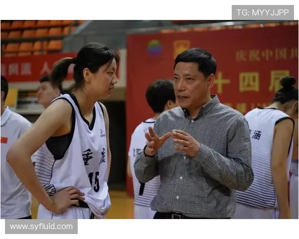 南京篮球队在邀请赛中的团队协作表现分析与点评